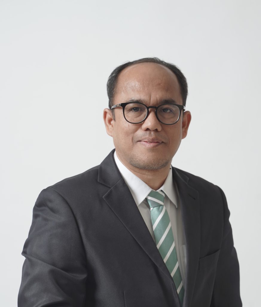 Dr. Luqyan Tamanni, economist and Certified Financial Planner